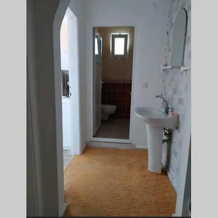 דירה Gemuetliche Zwei Zimmer *